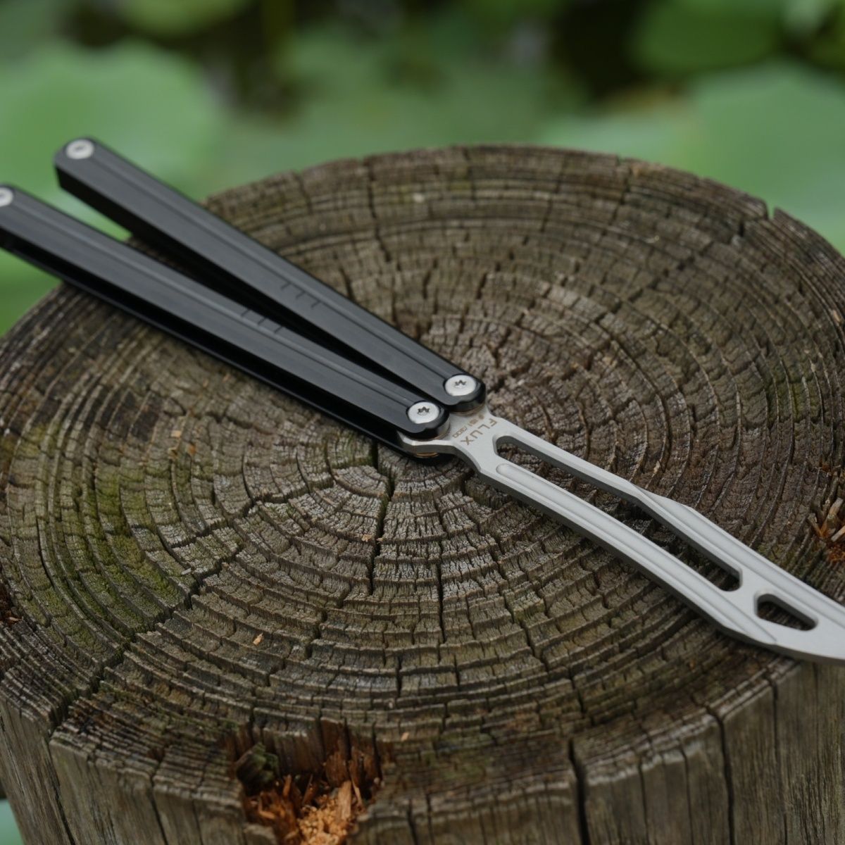Flux V2 Original Balisong Aluminum Alloy Splicing Integrated Handle Stainless Steel Blade Bushing