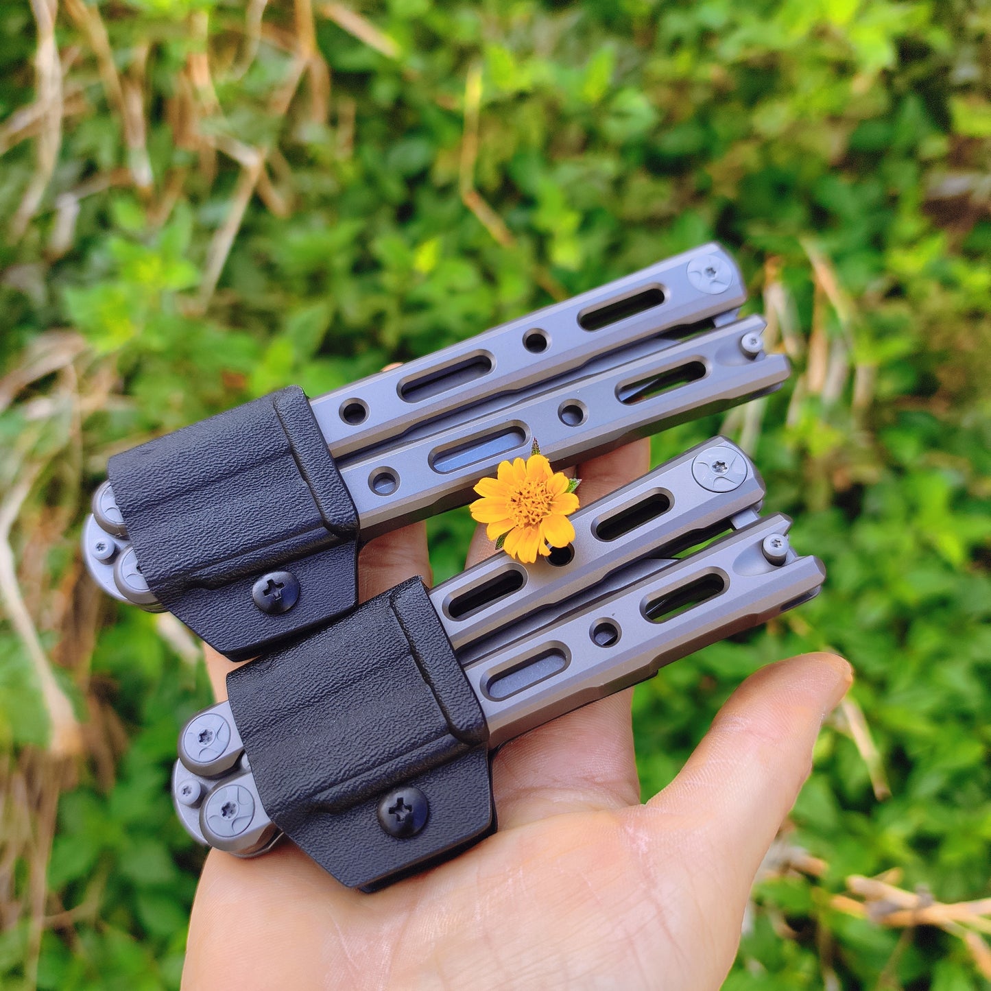 Baliplus BM85/BM82 Balisong Clone Titanium Alloy Handle VG-10 Stainless Steel Blade Double Sided KVT Structure