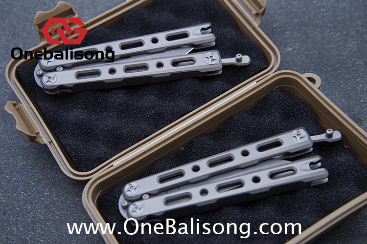 Mini Roar 82 Balisong Titanium Alloy Handle M390/MAGNACUT Stainless Steel Blade integrated Structure