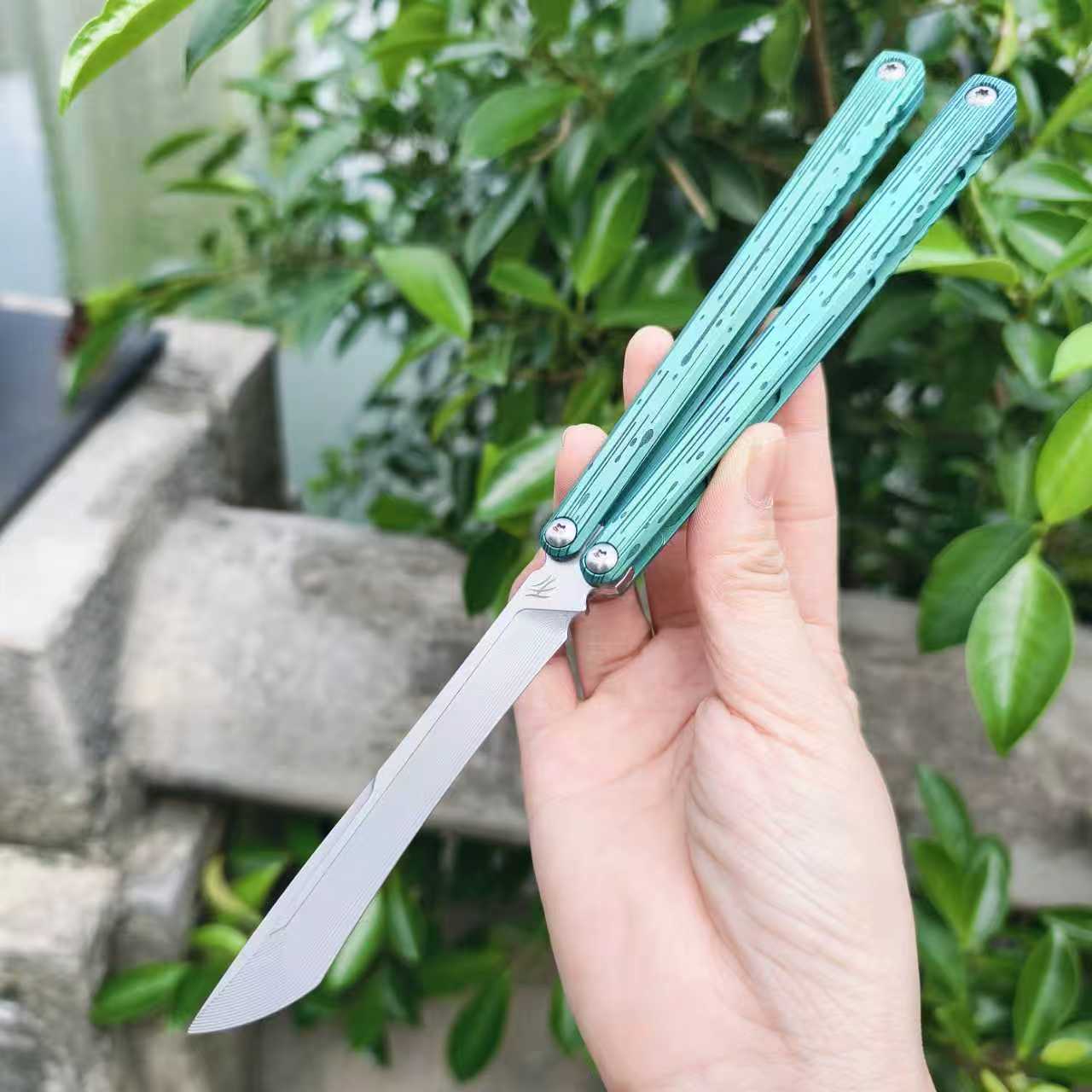 Baliplus Gaboon Balisong Clone Titanium Alloy Handle 14C28N Stainless Steel Blade Sandwich Structure