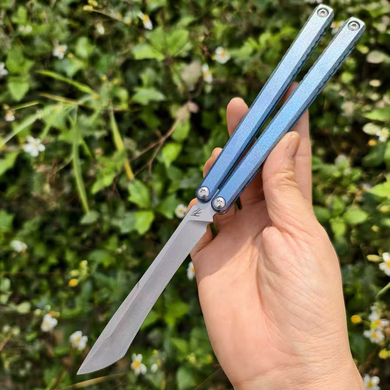 Baliplus Gaboon Balisong Clone Titanium Alloy Handle 14C28N Stainless Steel Blade Sandwich Structure