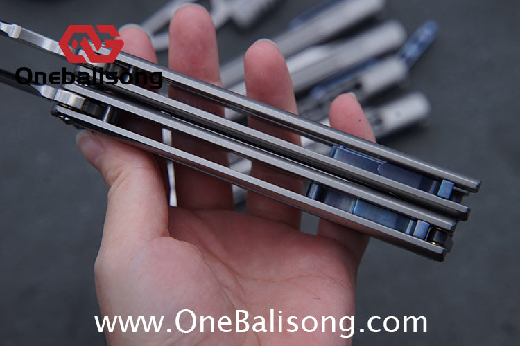 Roar Smallpox Mini Balisong Titanium Alloy Sandwich Handle Stainless Steel 14c28n Blade Bearing Structure
