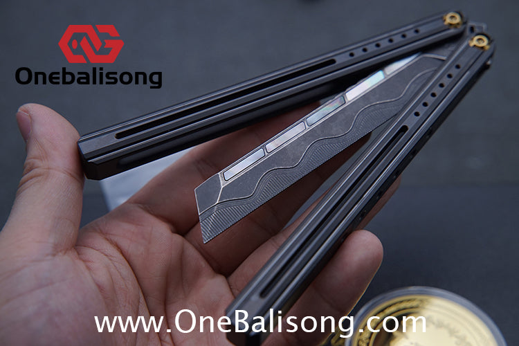 Titan Breaking Sorrow Balisong TC21 Titanium Alloy Handle M390 Stainless Steel Blade Bushing