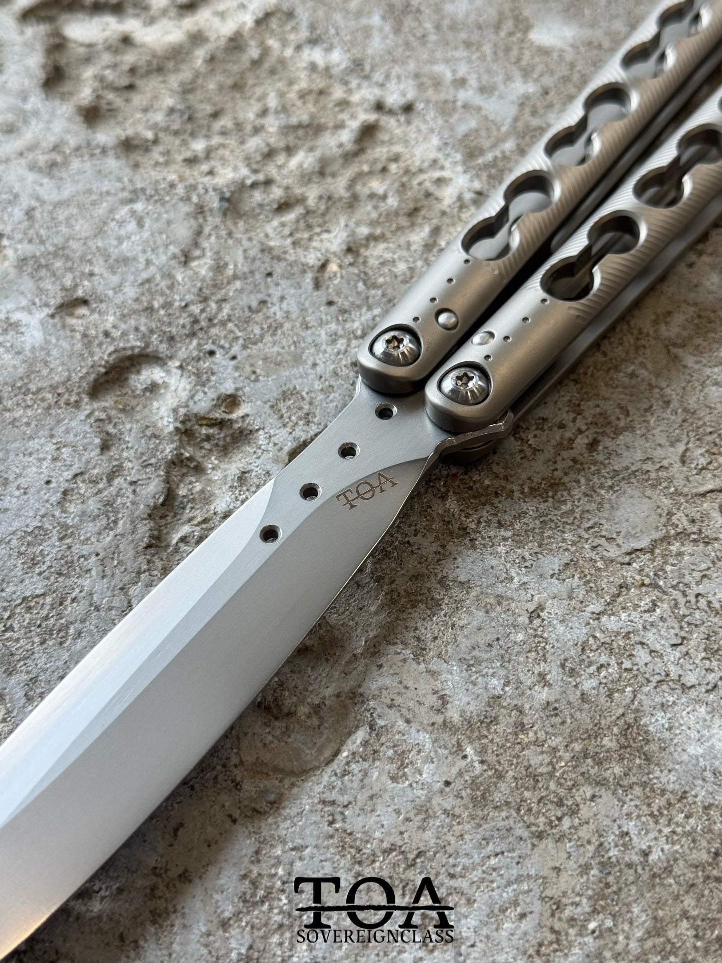TOA DS-1 Original Balisong TC4 Titanium Alloy Handle Stainless Steel Blade Integrated Structure Bushing