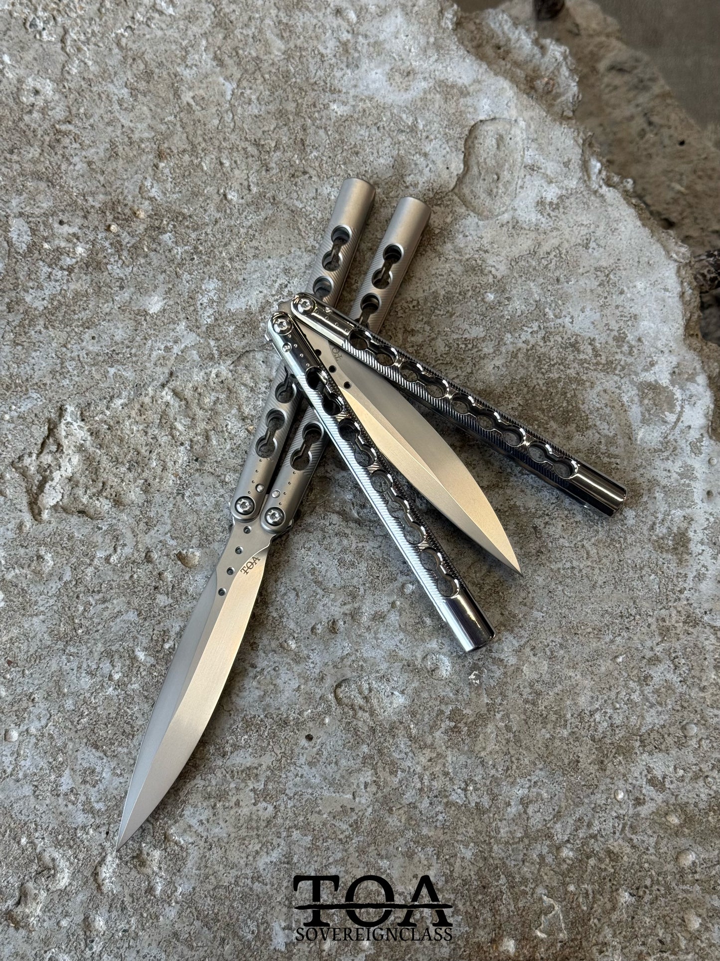 TOA DS-1 Original Balisong TC4 Titanium Alloy Handle Stainless Steel Blade Integrated Structure Bushing