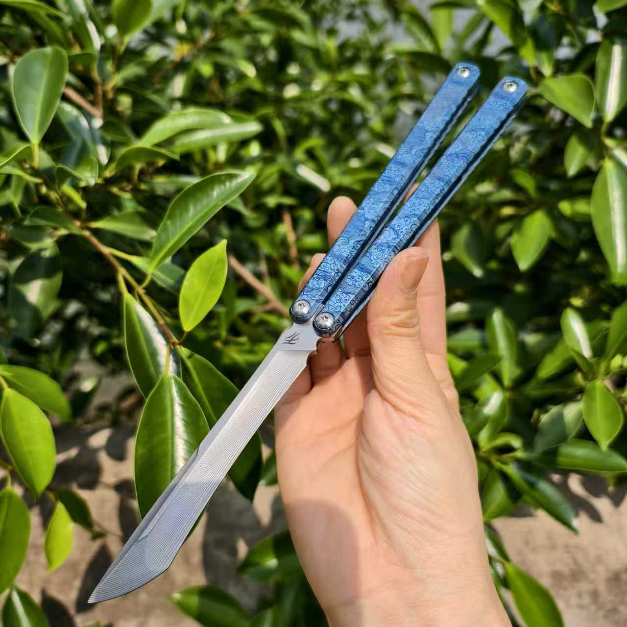 Baliplus Gaboon Balisong Clone Titanium Alloy Handle 14C28N Stainless Steel Blade Sandwich Structure