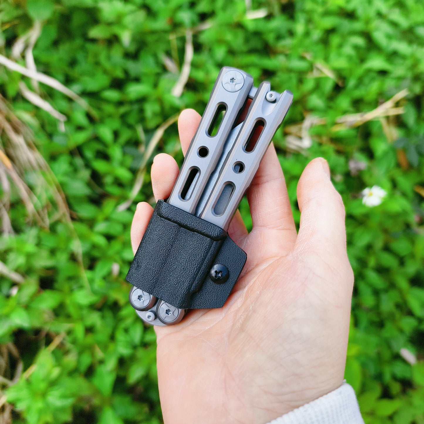 Baliplus BM85/BM82 Balisong Clone Titanium Alloy Handle VG-10 Stainless Steel Blade Double Sided KVT Structure