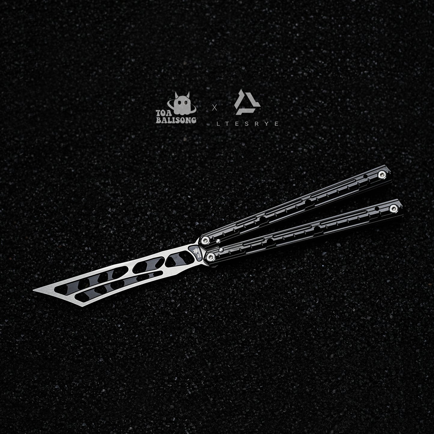 TOA & LTESRYE Portunus Balisong Clone Aluminum Alloy Handle Stainless Steel Blade Bushing
